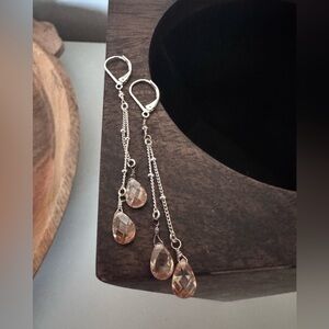 Avon Best Wishes Pierced Earrings Champagne Happiness 2007